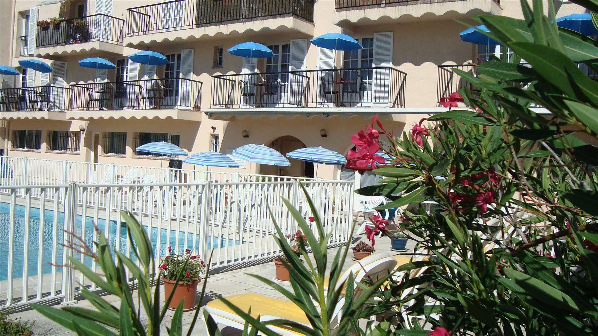 Hotel de la Poste Peymeinade Buitenkant foto